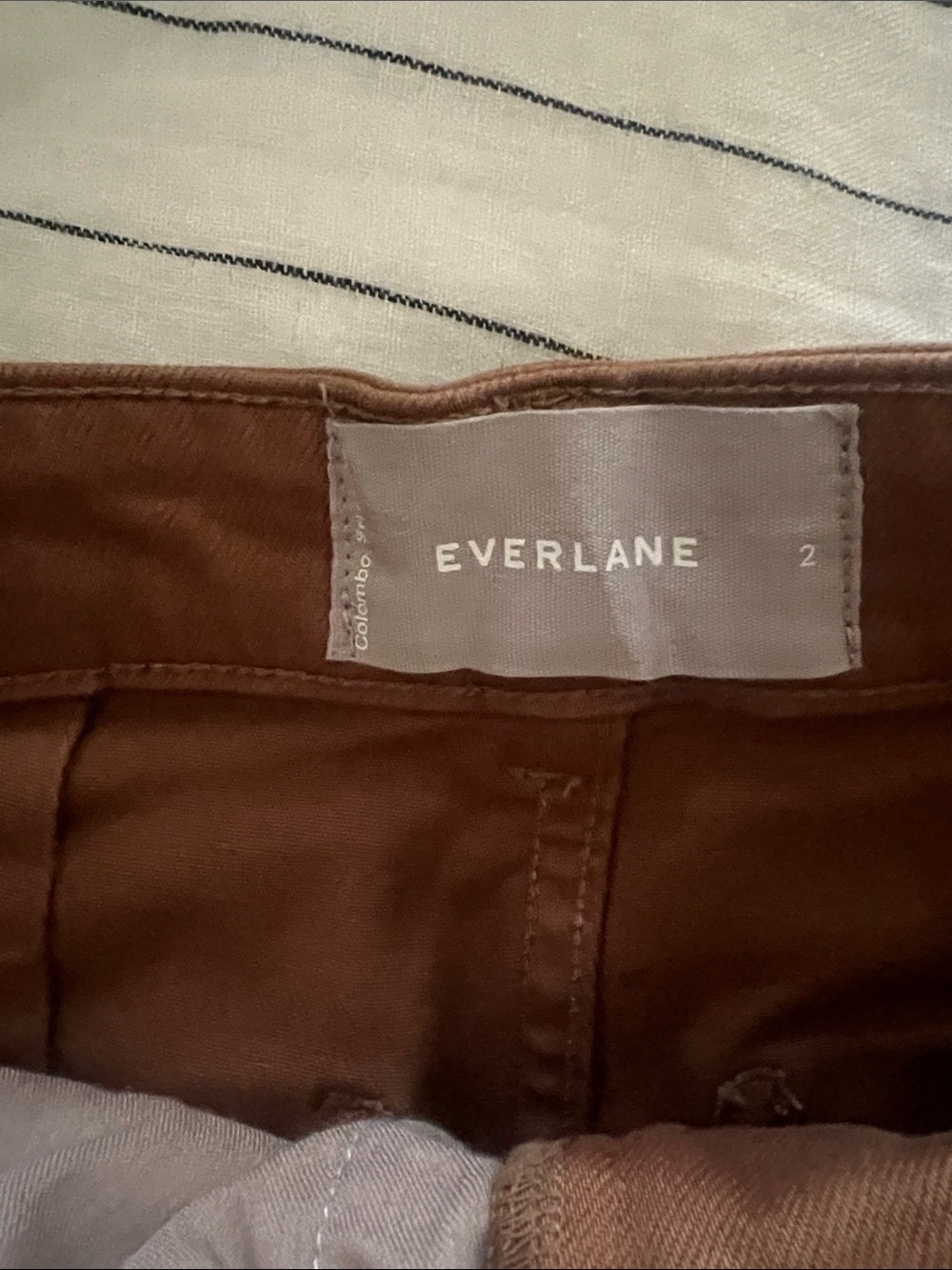 EverLane Shorts - Picture 2 of 2